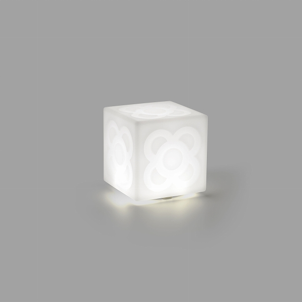 LAMPANOT LED White portable lamp【2021年廃盤】